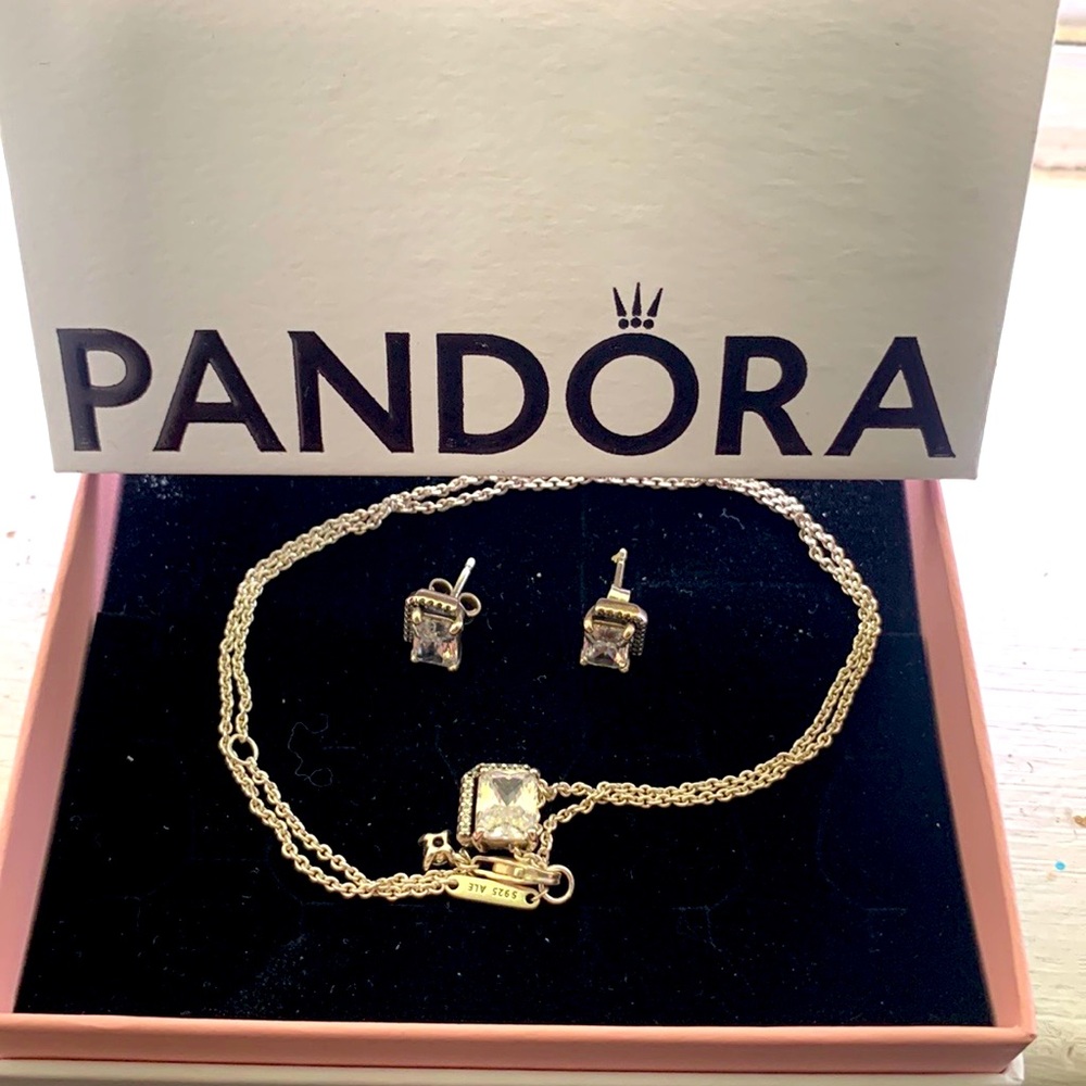 Pandora Rectangular Sparkling Halo Collier Necklace and earrings